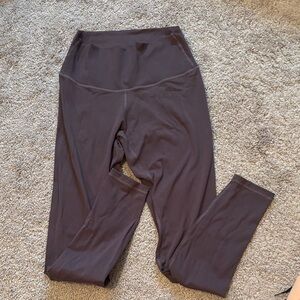 Colorfulkoala Dark Gray High-Waisted Leggings